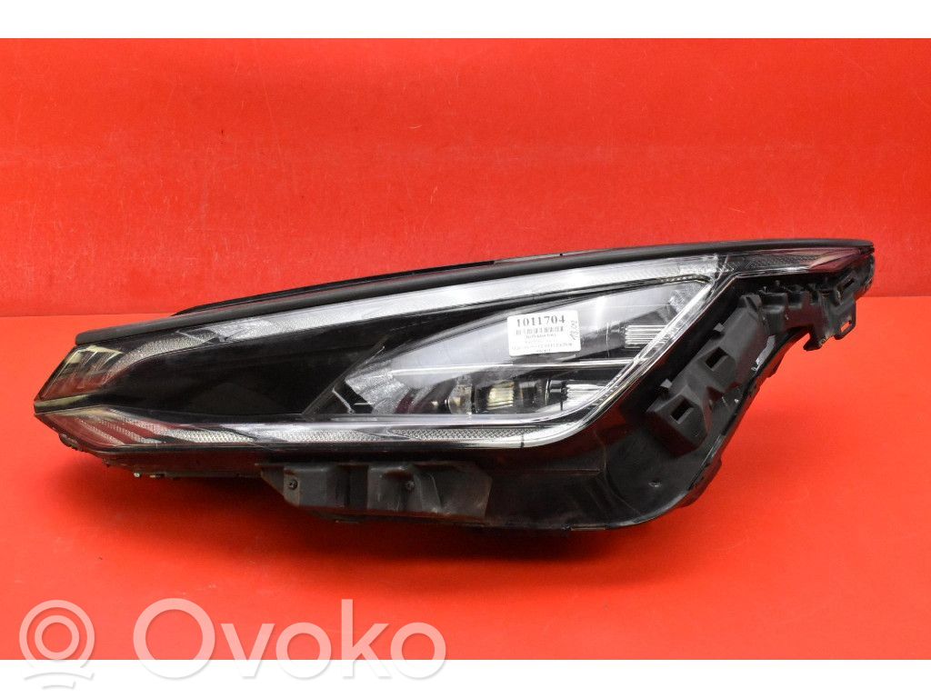 AC 428 Headlight/headlamp 