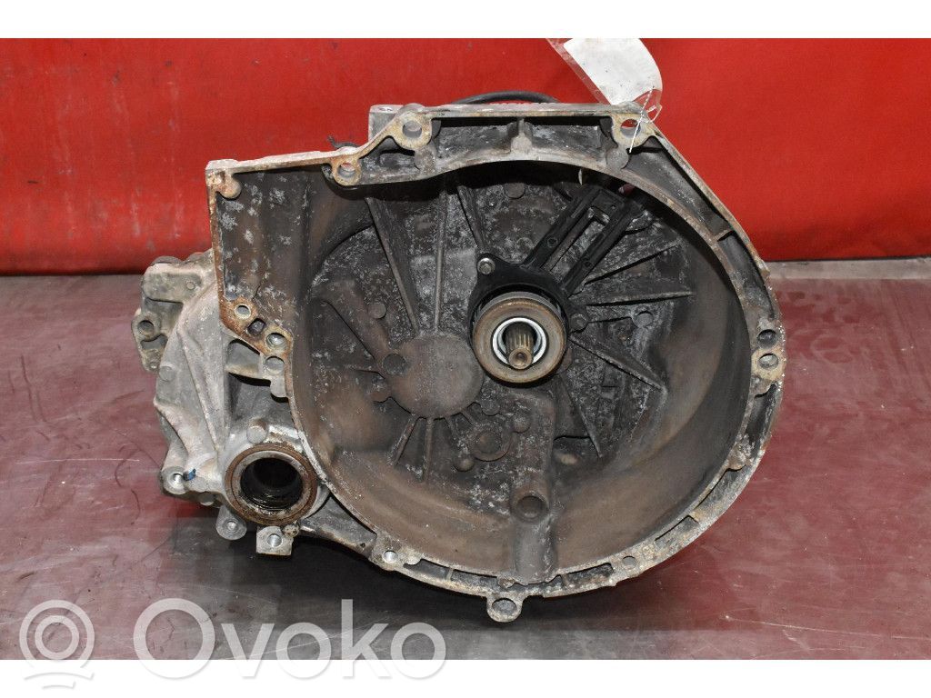 Boîte de vitesses manuelle à 6 vitesses   CV6R7002BBC,CV6R7002BBC