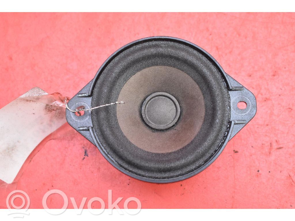 Tesla Model S Altavoz subwoofer 