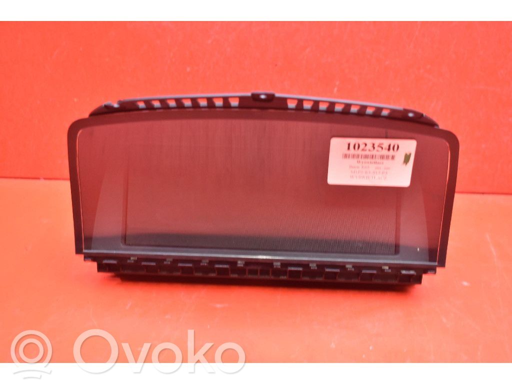 Radio / CD-Player / DVD-Player / Navigation   6942526,6942526