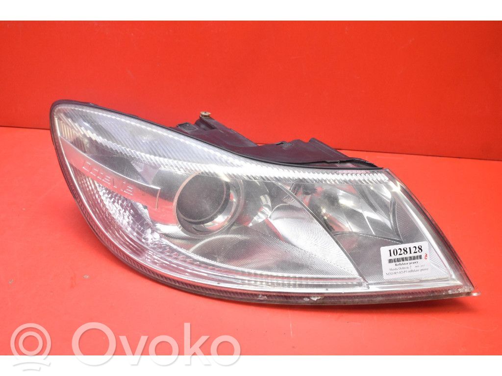 Skoda Octavia Mk2 (1Z) Phare frontale