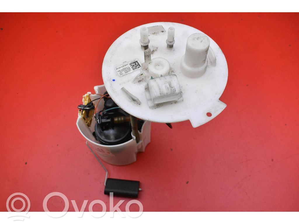 Opel Astra J Bomba interna de combustible 