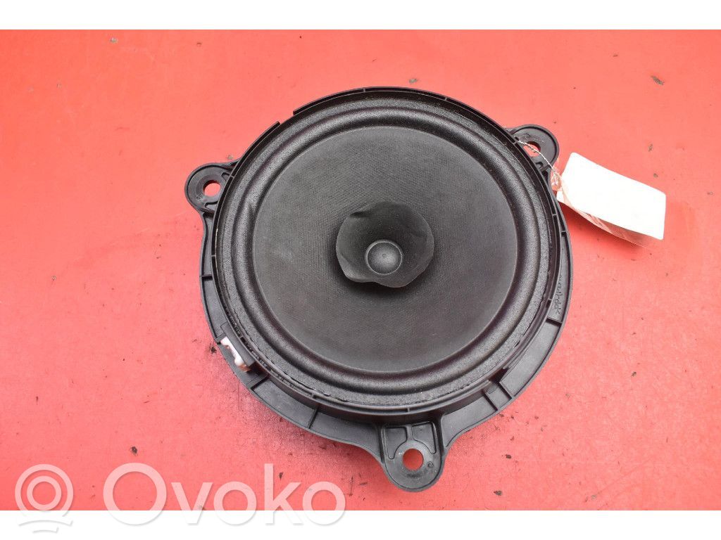 Renault Captur Altavoz subwoofer 
