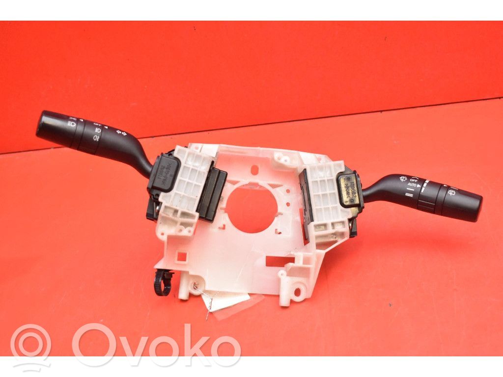 Mazda 3 II Other switches/knobs/shifts 