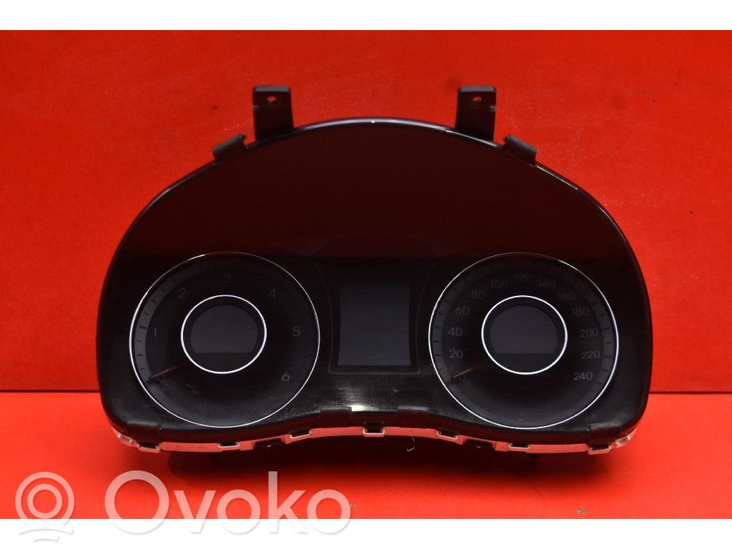Hyundai i40 Geschwindigkeitsmesser Cockpit 