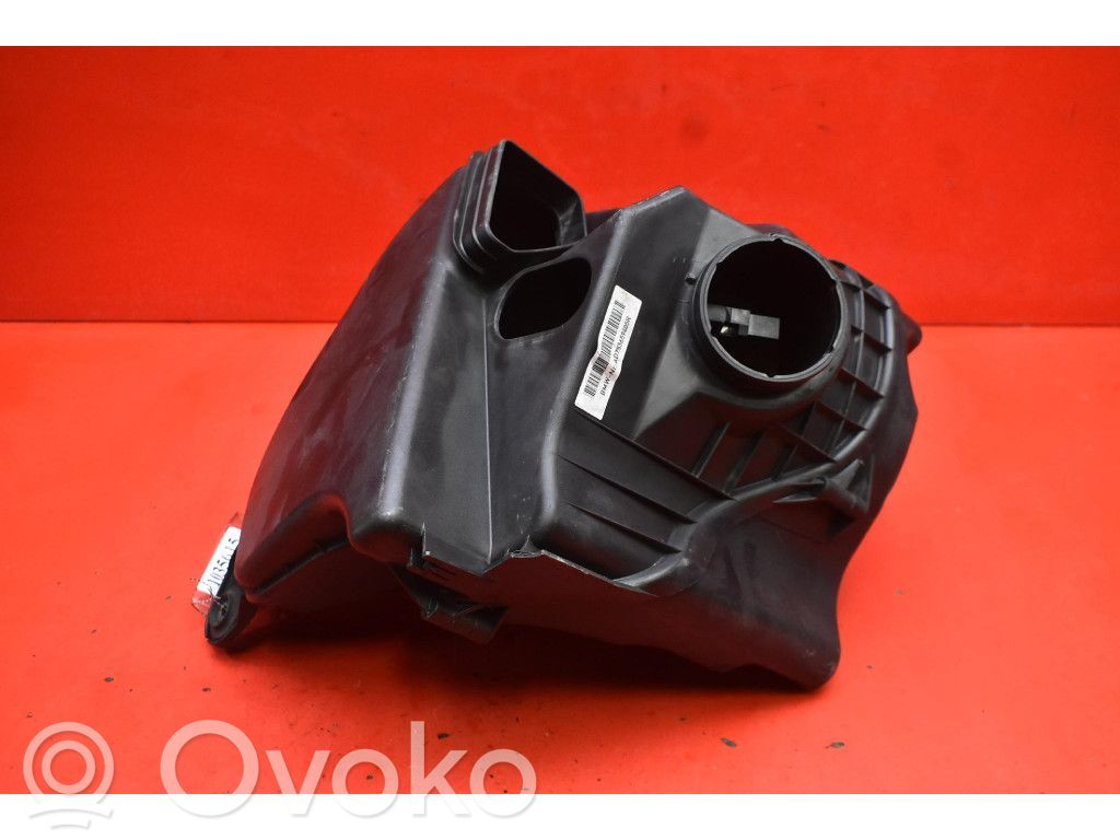 BMW X3 E83 Air filter box 