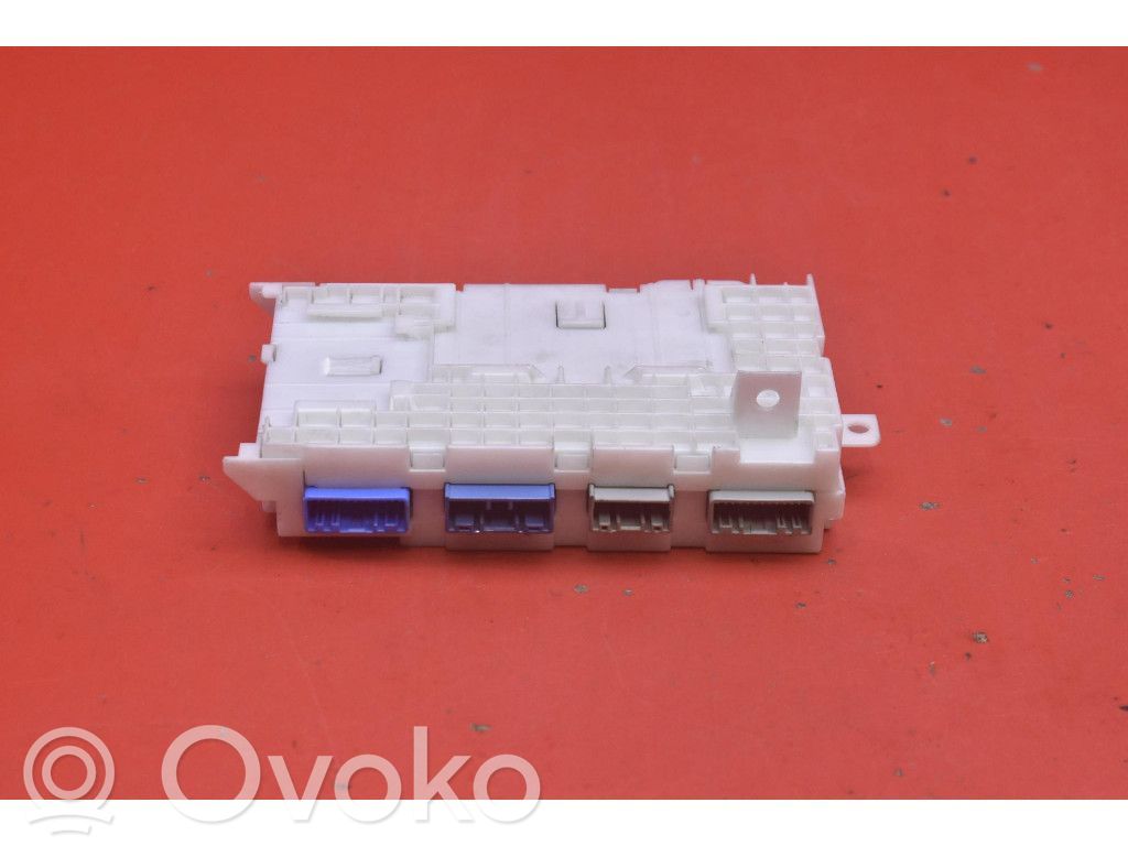 Mazda 3 II Comfort/convenience module 