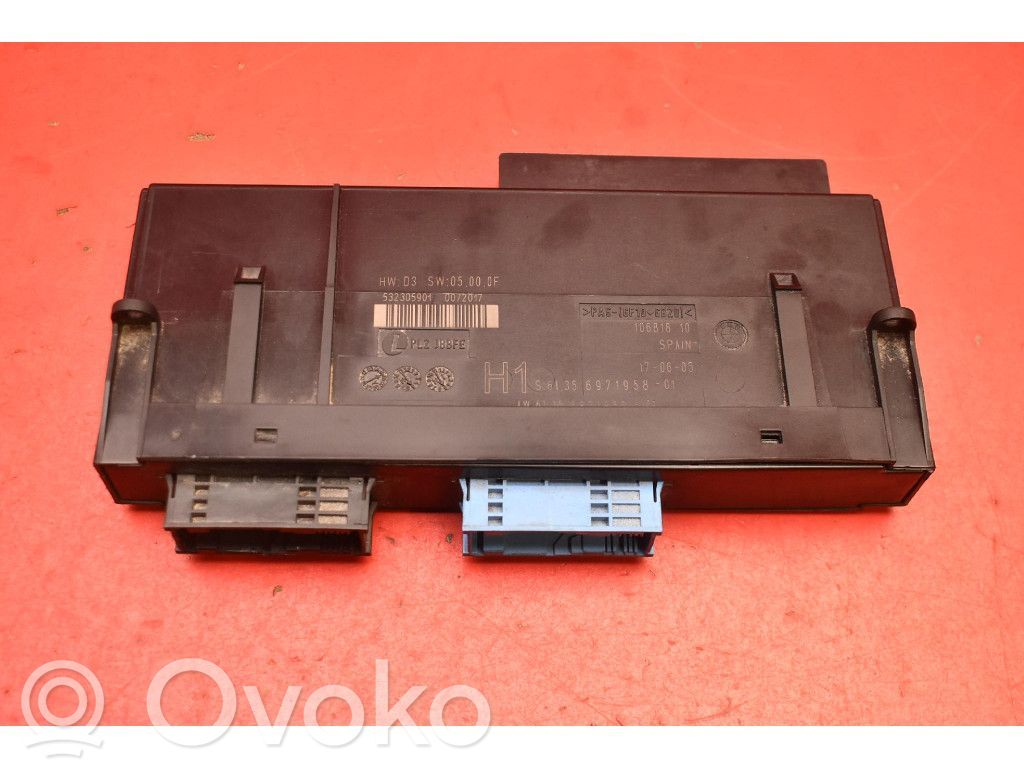 BMW X3 E83 Comfort/convenience module 