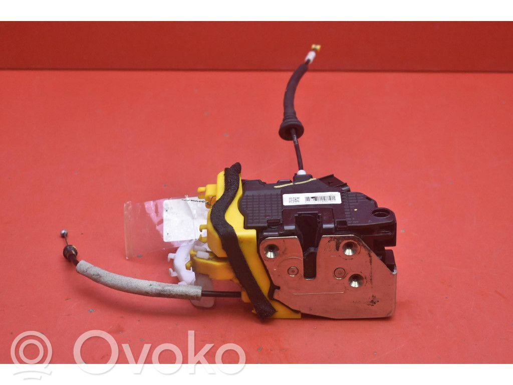 KIA Ceed Front door lock 