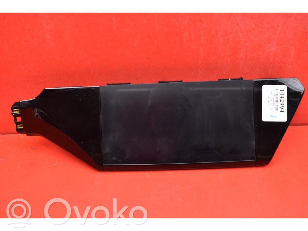 Audi e-tron Radio/CD/DVD/GPS head unit 