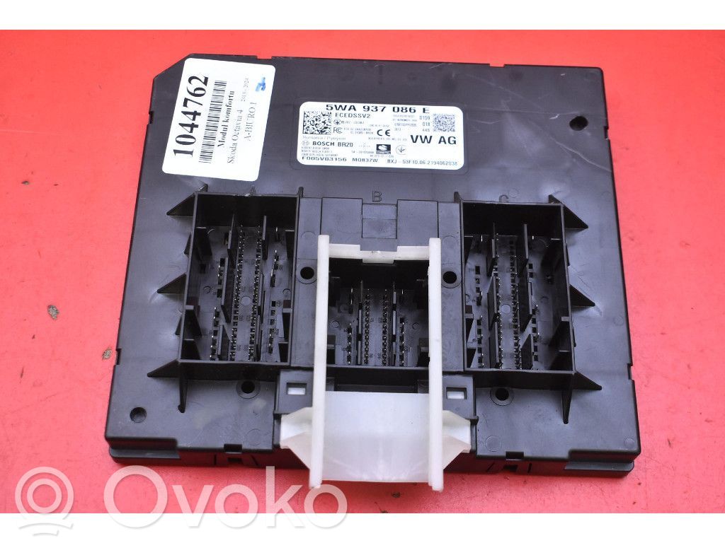 Skoda Octavia 985 Comfort/convenience module 