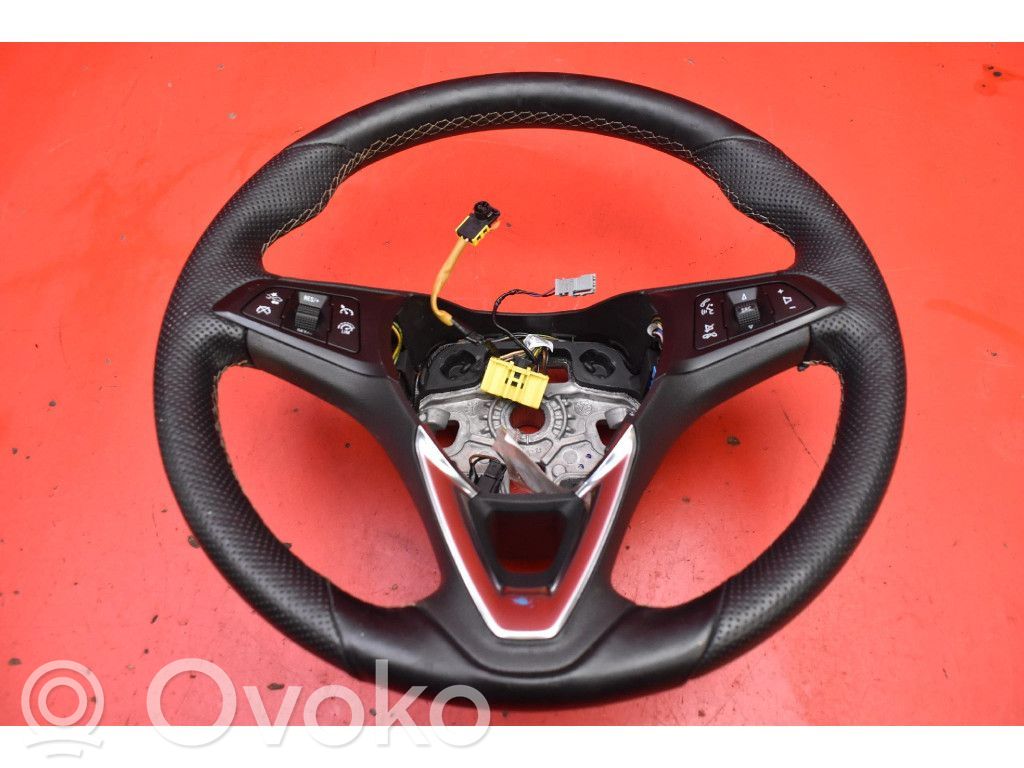 Opel Astra J Ohjauspyörä 