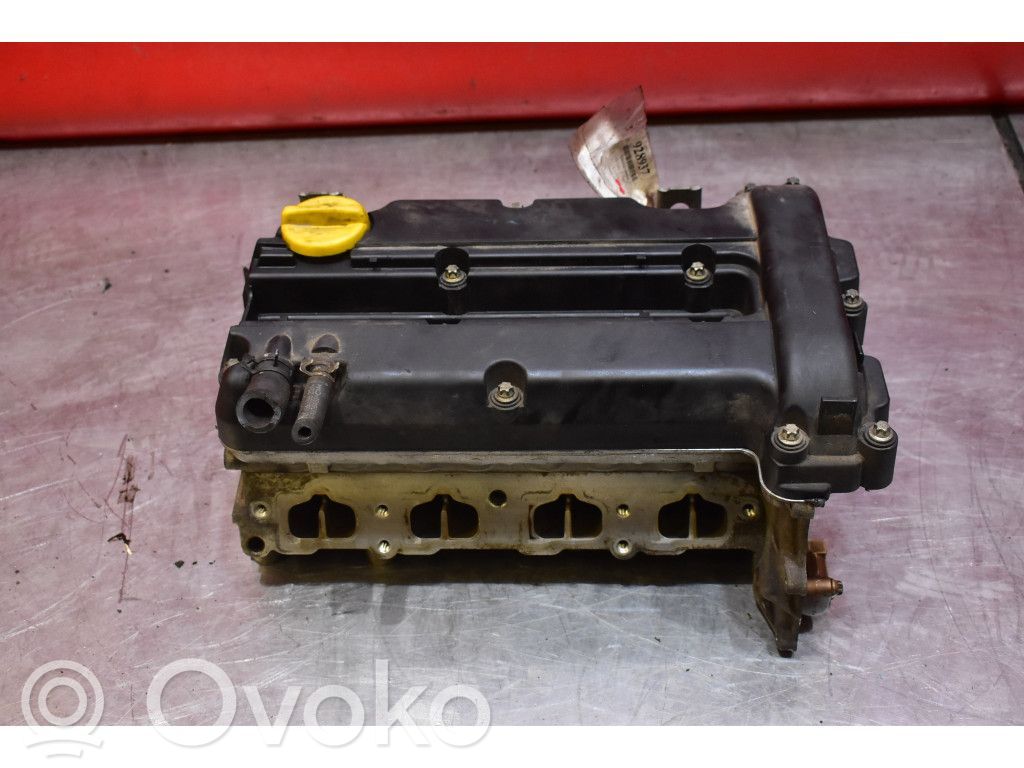 Opel Astra H Engine head 