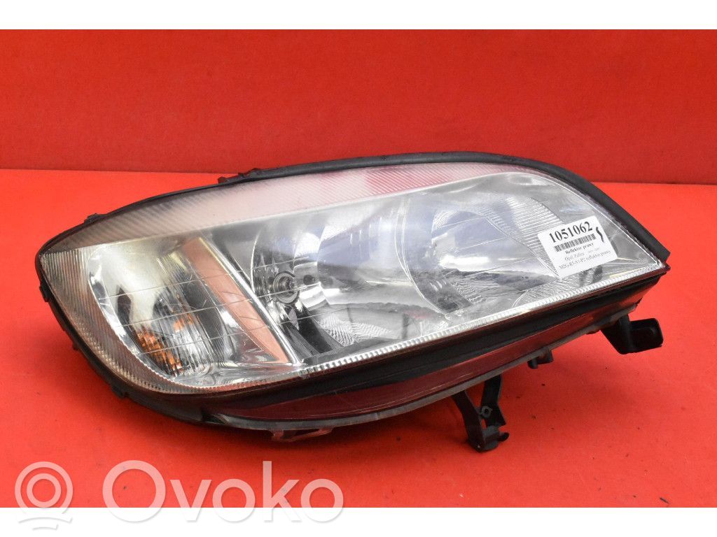 Opel Zafira A Faro/fanale