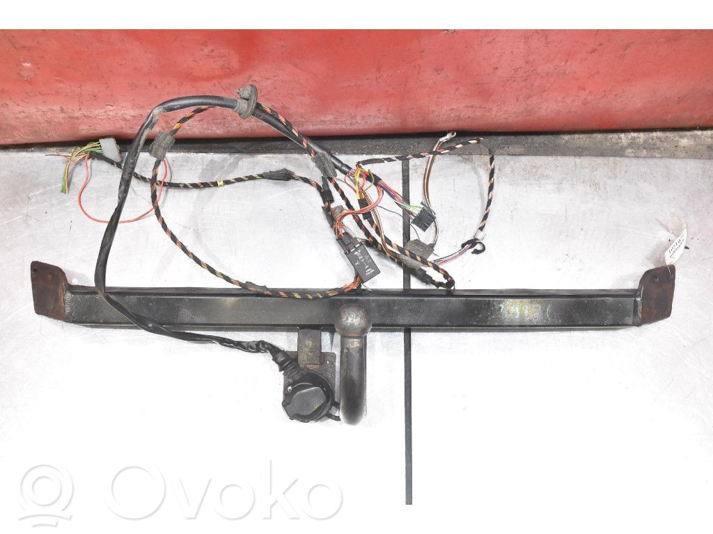 Ford Focus C-MAX Set bară remorcare 