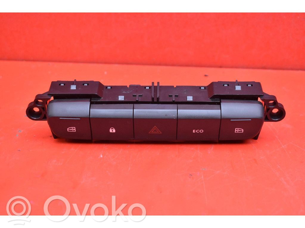 Dacia Spring Electric window control switch 