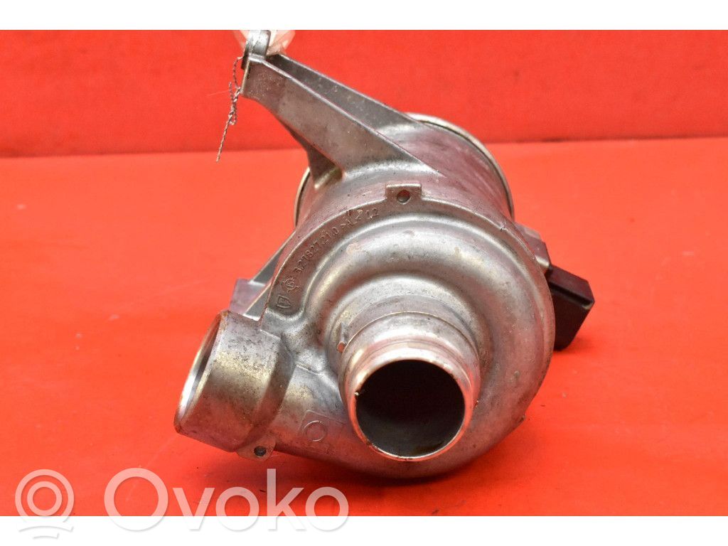 Pompe de circulation d'eau   31368715,31368715