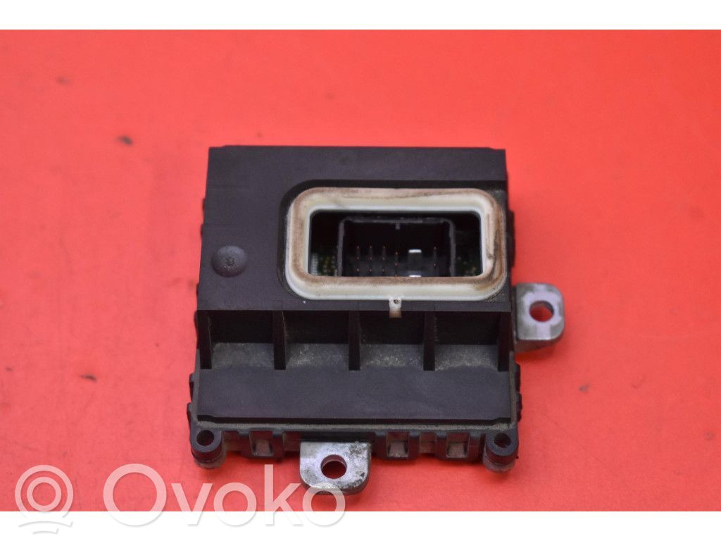 Volvo S80 Voltage converter/converter module 
