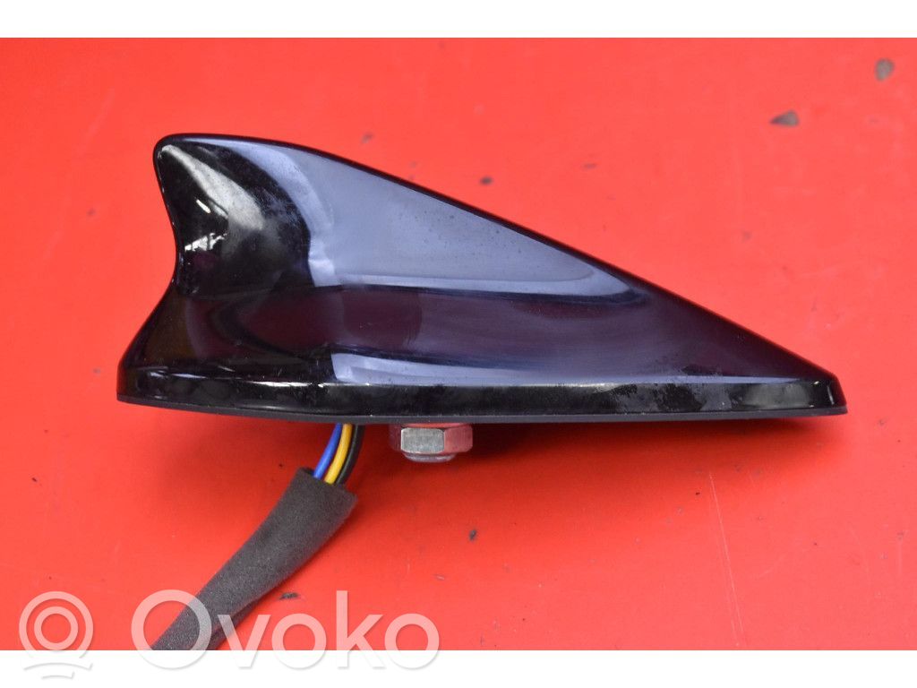 Hyundai Tucson JM GPS-pystyantenni 