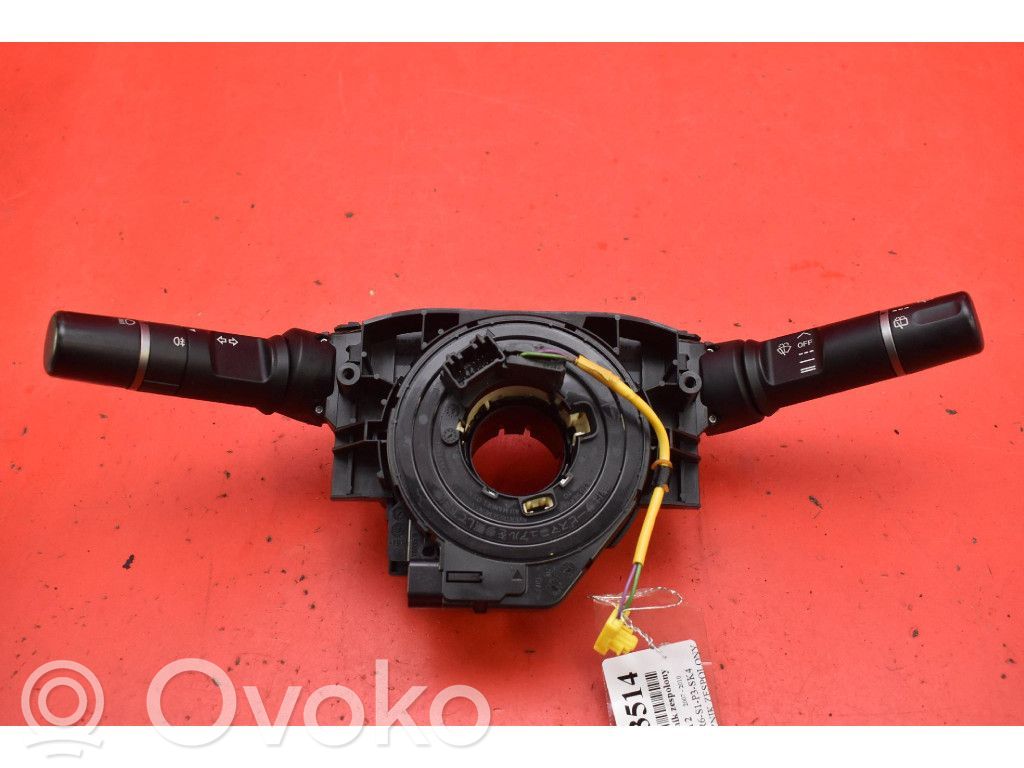 Mazda 2 Citu veidu slēdži / pogas / pārslēdzēji 