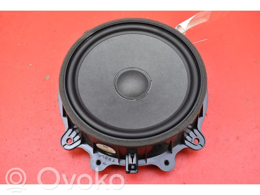 Tesla Model Y Subwoofer 