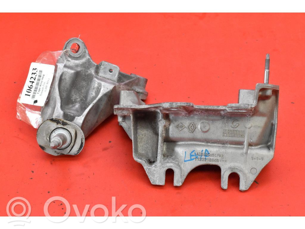 Renault Zoe Gearbox mounting bracket 