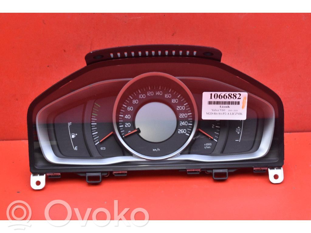 Volvo V60 Licznik / Prędkościomierz 