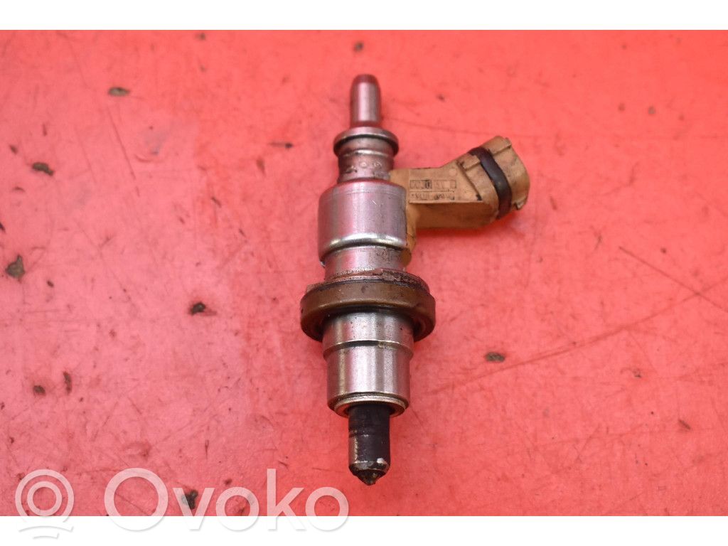 Inyector de combustible   2371026010,2371026010