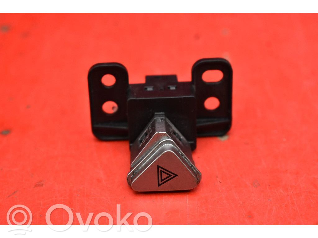 Hazard light switch   600890500C,600890500C