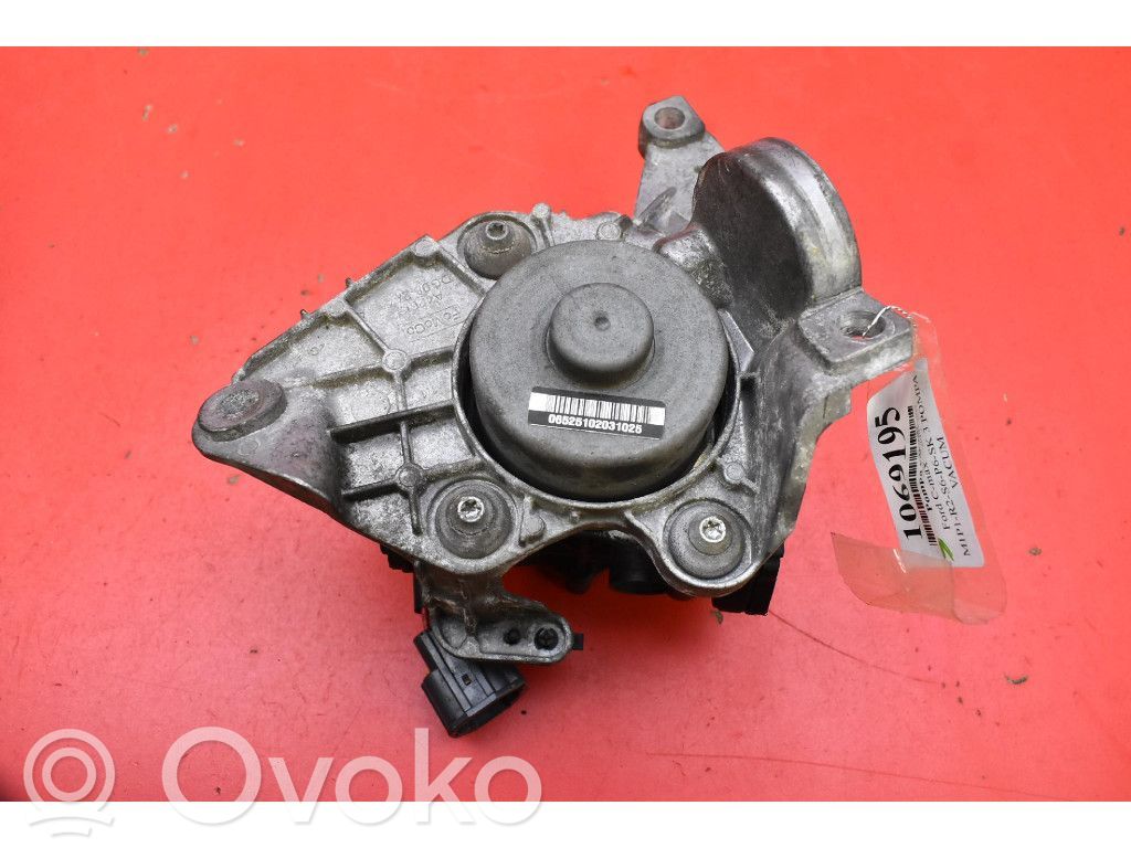 Ford Grand C-MAX Vacuum pump 