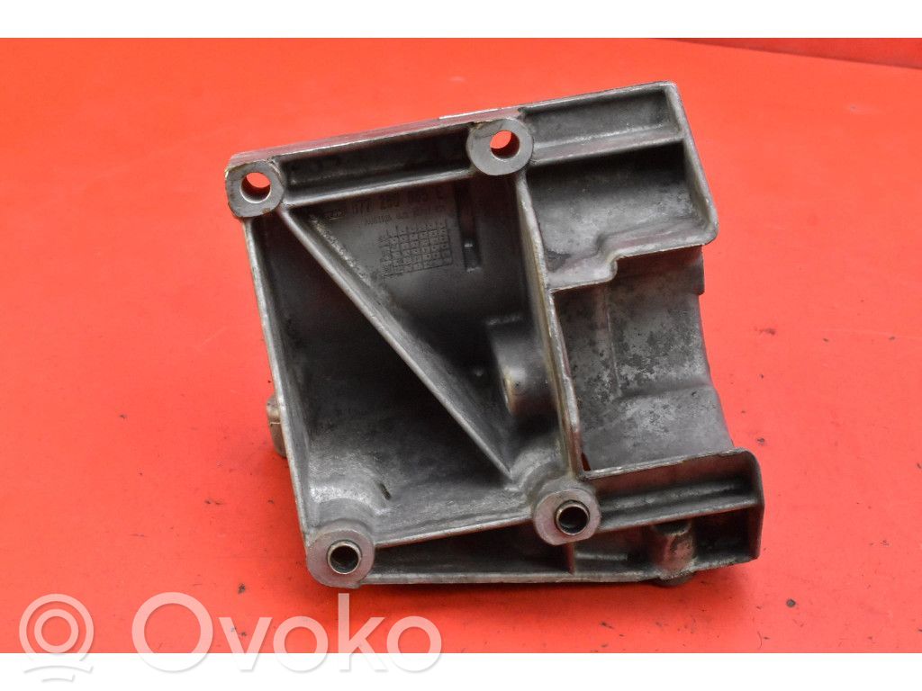 Audi A8 S8 D2 4D Engine mount vacuum valve 