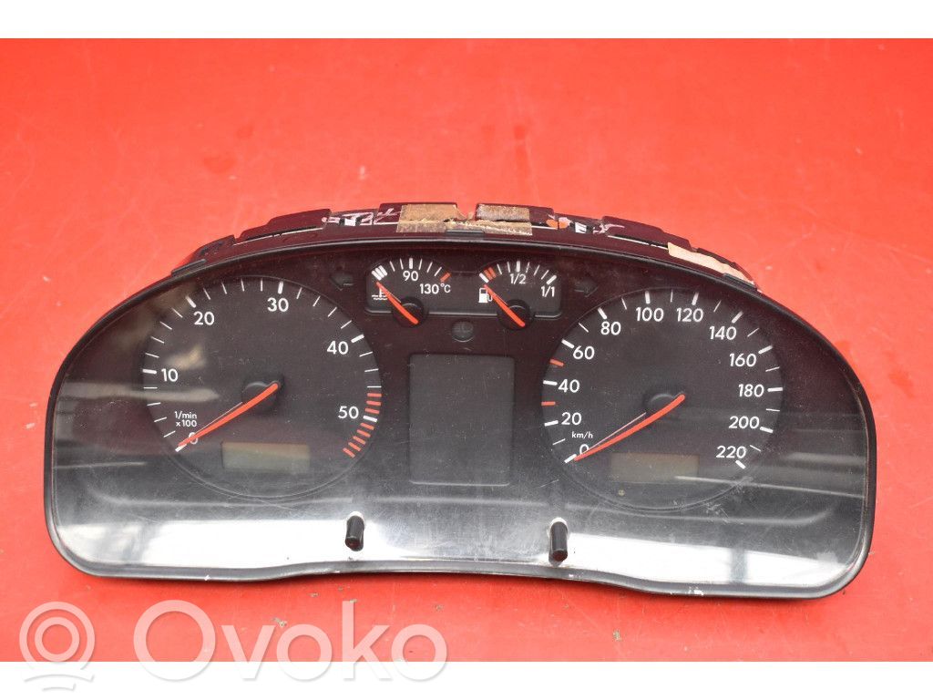 Volkswagen PASSAT B5 Vitezometru (grup de instrumente) 