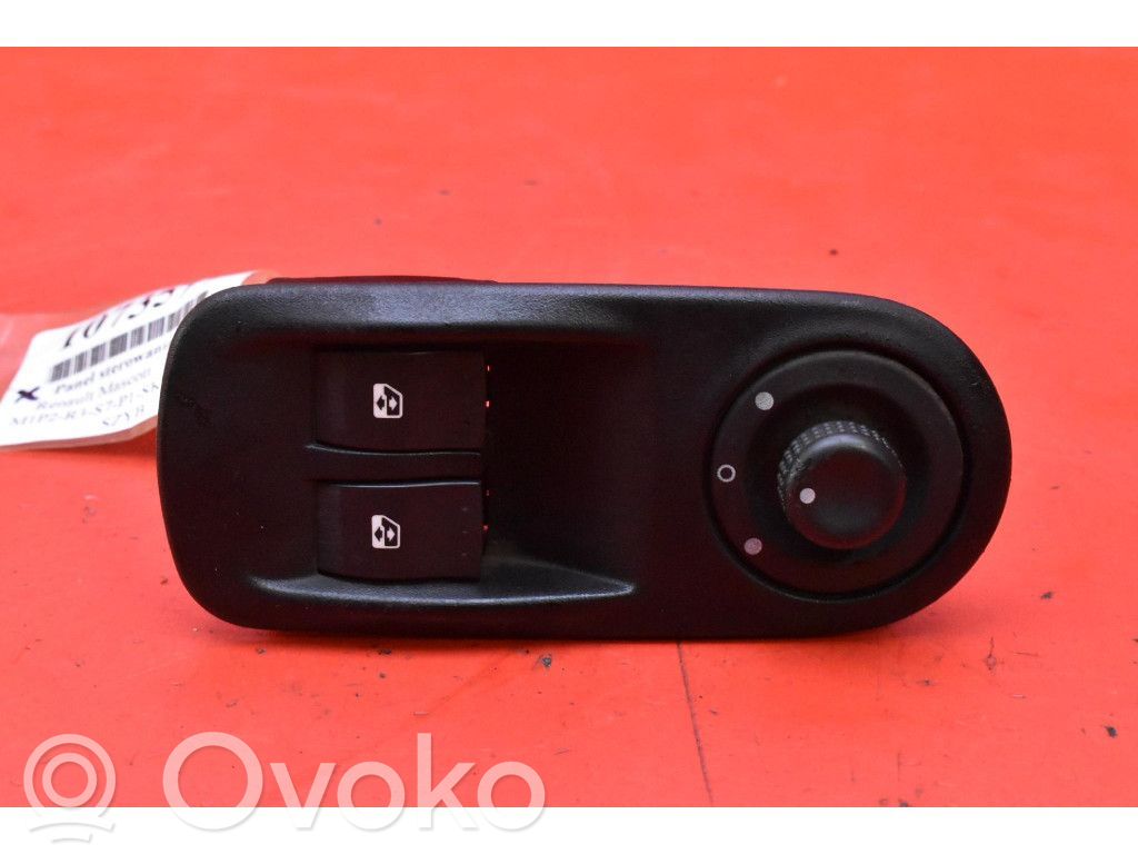 Renault Mascott Electric window control switch 