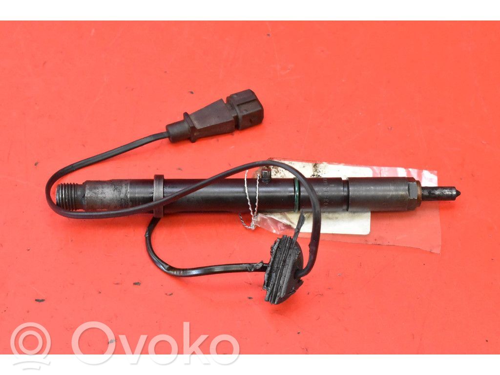 Inyector de combustible   059130202E,059130202E