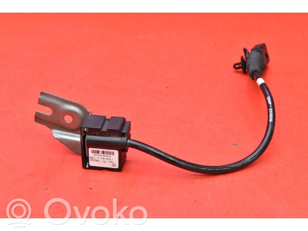 Kitas daviklis   7L0907673E,7L0907673E