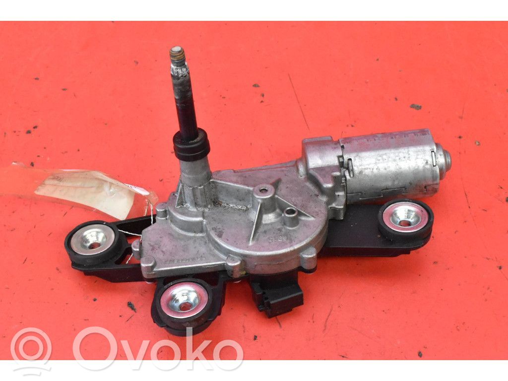 Ford Fiesta Silniczek wycieraczki szyby tylnej 