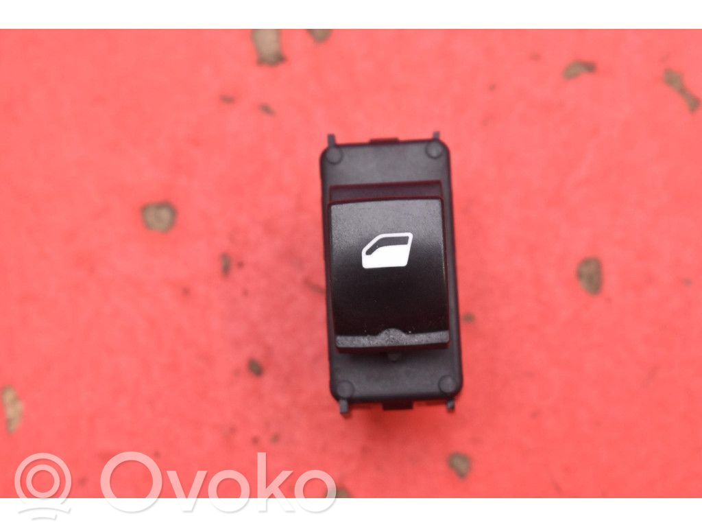 Peugeot 301 Electric window control switch 