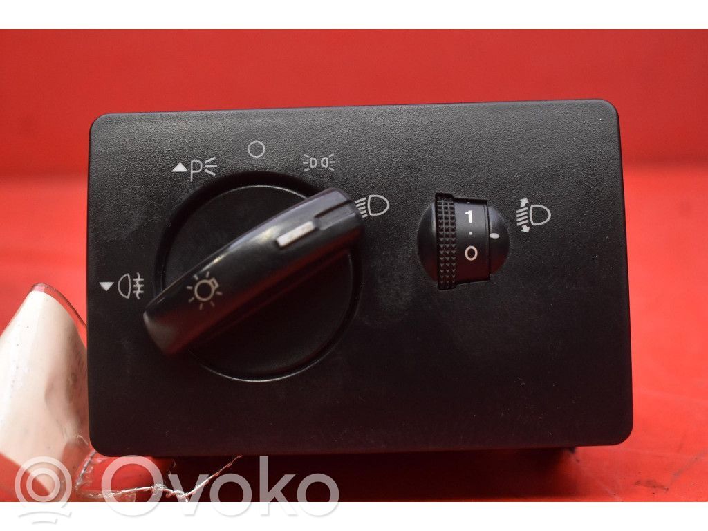 Light switch   4M5T13A024EA,4M5T13A024EA