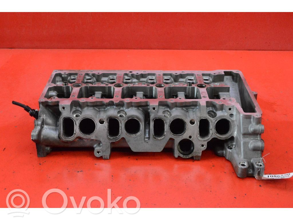 Engine head   779767807,779767807