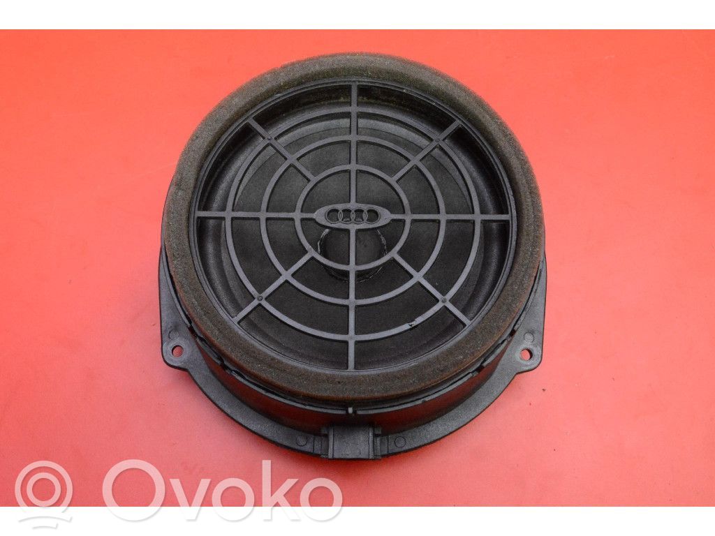 Audi Q5 SQ5 8R Subwoofer 
