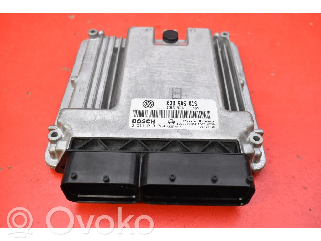 Volkswagen Transporter - Caravelle T5 Engine control unit/module ECU 
