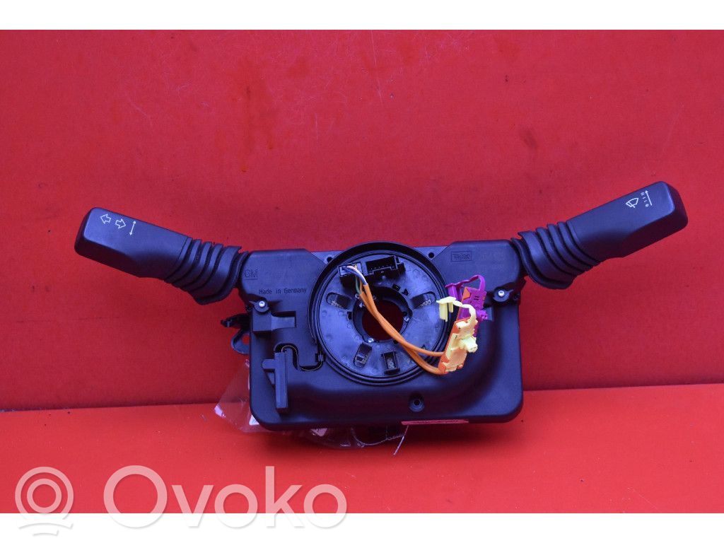 Opel Astra H Autres commutateurs / boutons / leviers 