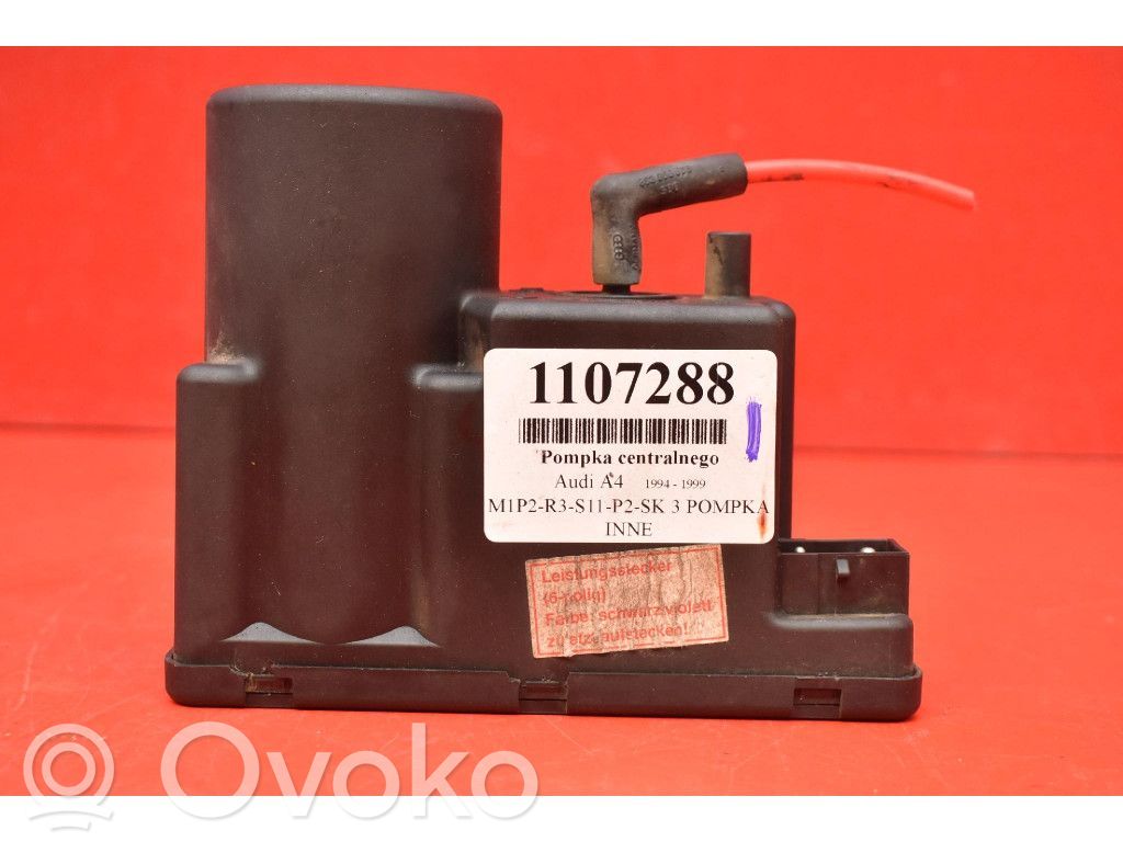Audi A4 S4 B5 8D Pompă vacuum închidere centralizată