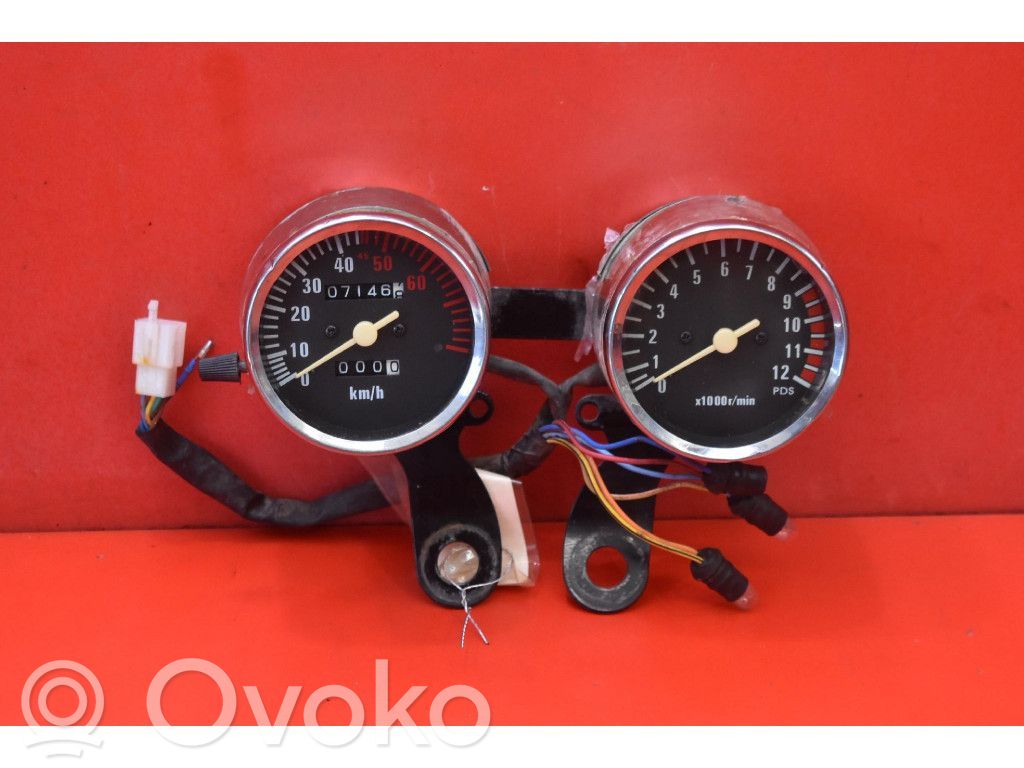 AC 428 Compteur de vitesse tableau de bord