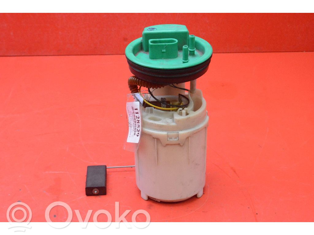 Volkswagen Polo Bomba interna de combustible