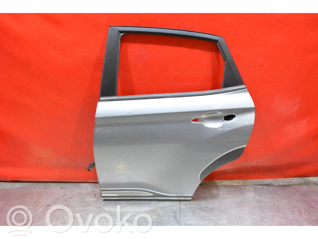 Hyundai Kona I Rear door