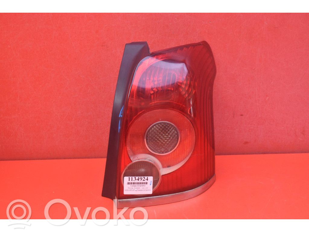Toyota Avensis Verso Takavalot 