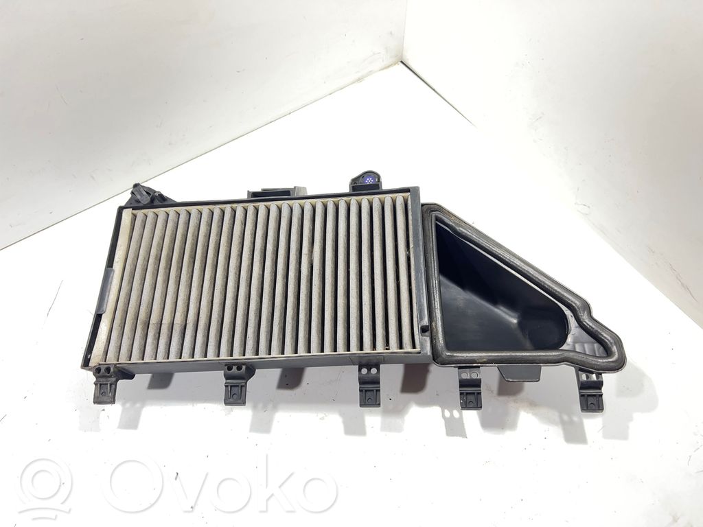 BMW 5 E60 E61 Luftfilterkasten 