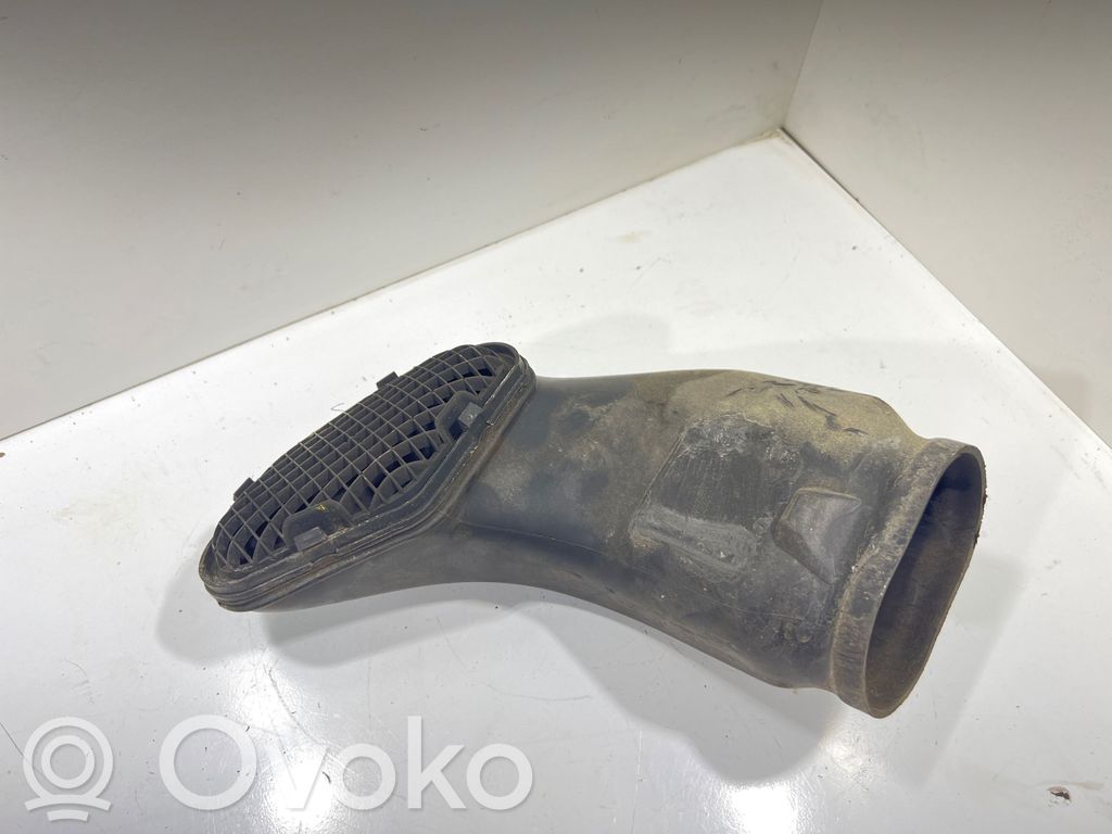 BMW 5 E60 E61 Air intake duct part 