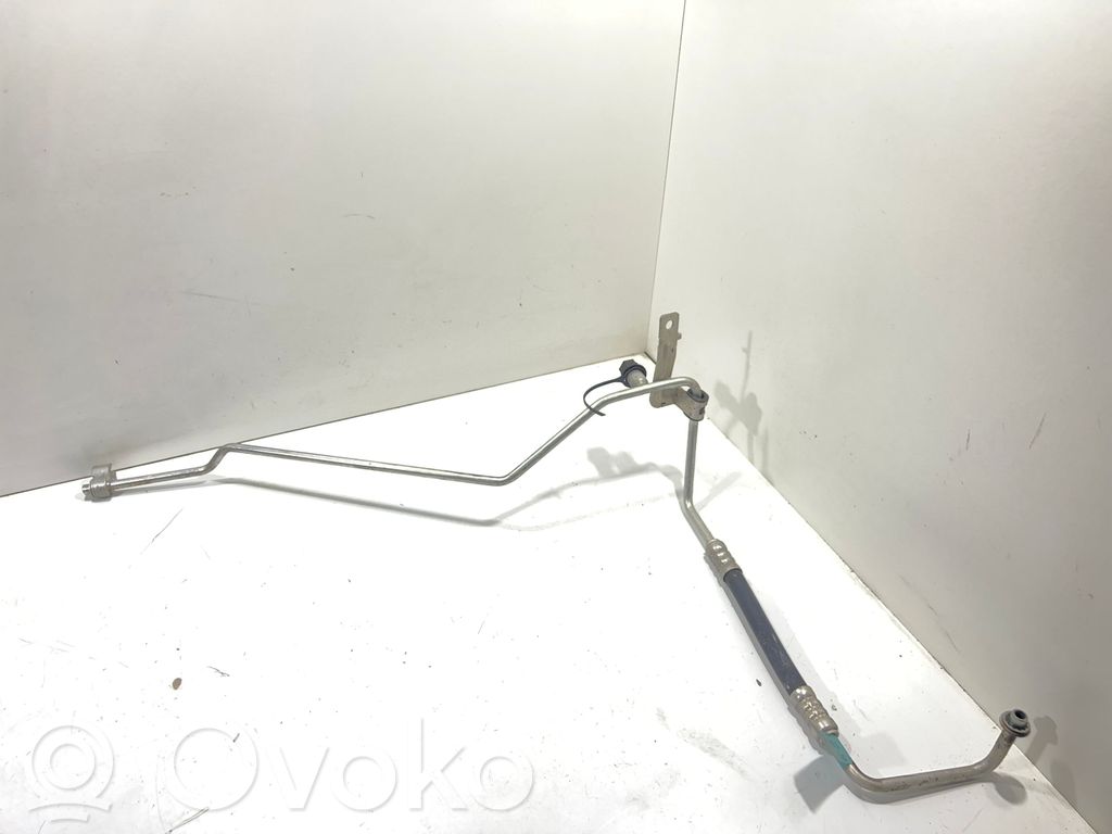 Ilmastointilaitteen putki (A/C)   68161180AA
